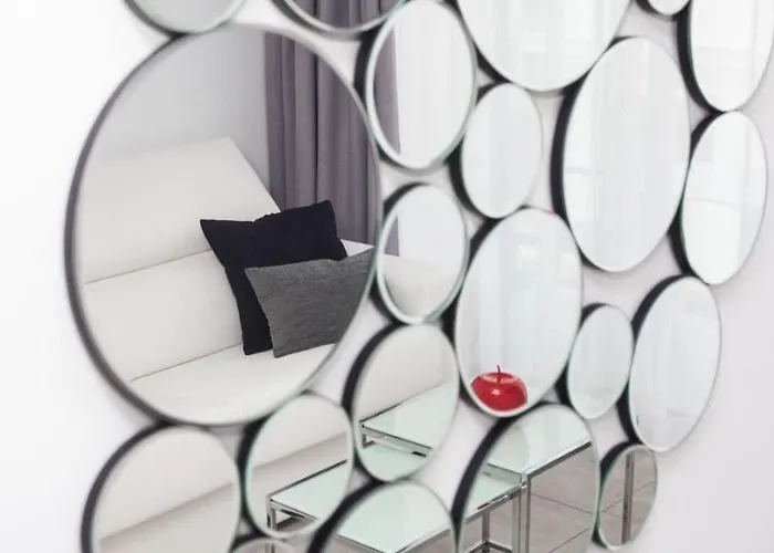 Bristol Sunset Piscina *